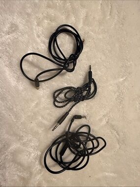 3-Pack Aux Cables - Black and Gray